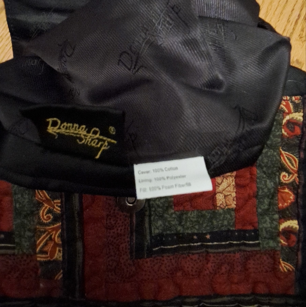 Donna Sharp quilted backpack - Picture 8 of 8